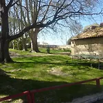 Mas Du Notaire Gallician