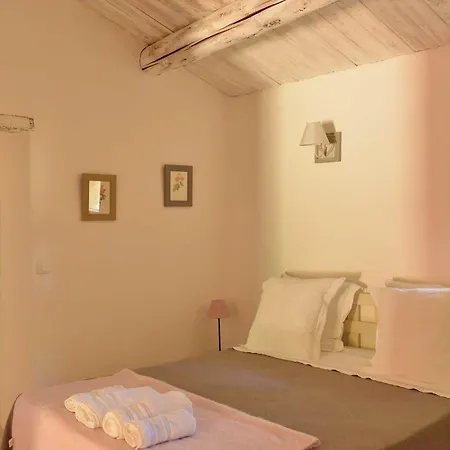 Mas Du Notaire Apartman *