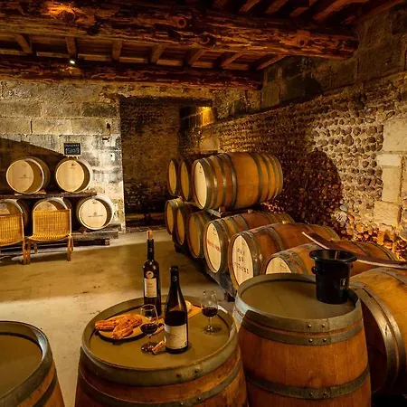 Mas Du Notaire Gallician