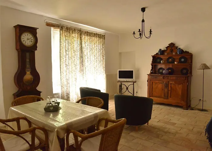 Apartman Mas Du Notaire *